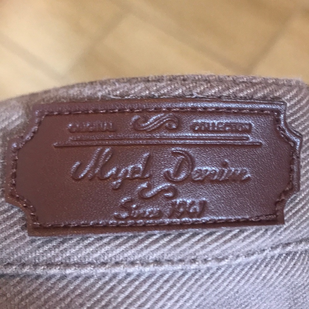 Designer Brown pants - Picture 3 of 4